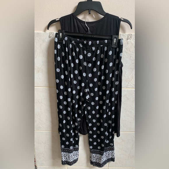 Croft & Barrow pjs - Picture 2 of 2